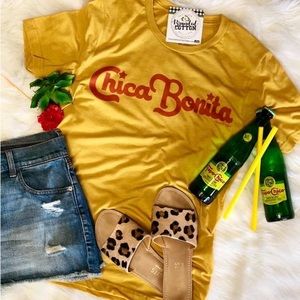 Chica Bonita Tee